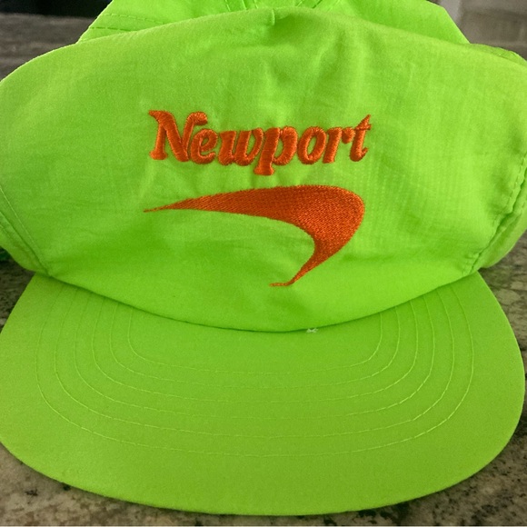 Vintage 90’s Newport Embroidered Logo Neon Green Cap One Size. - Picture 1 of 5